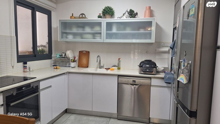 דירה, יעקב תמרי 10, חצרות המושבה, רחובות