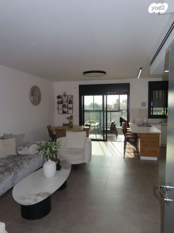 דירה, גאולה כהן 1, נאות פרס, רמלה