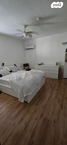 דירה, היסמין 11, הפרחים, כפר סבא