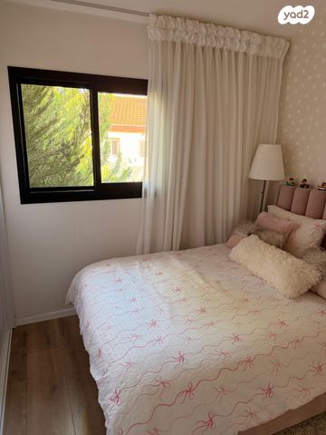 בית פרטי/ קוטג', הסנונית 4, שכונה ד', מבשרת ציון