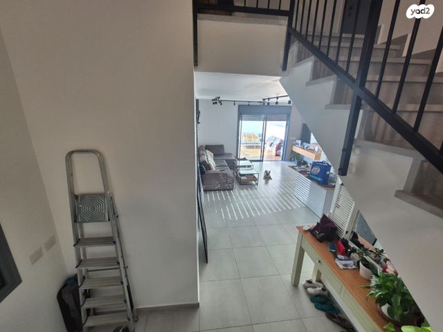 דופלקס, האחים טרבס 27, ד' / מערב מרכז העיר, רחובות