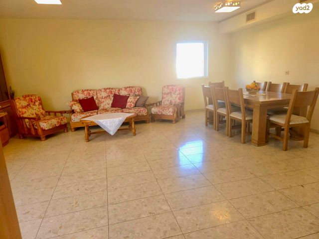 דירה, שדרות הרב לוין 40, רמת עמידר, רמת גן