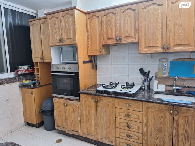 דופלקס, המורן 8, אבן גבירול, רחובות