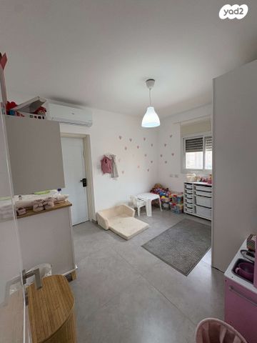 דירה, יהושע ייבין 19, נווה זאב, נאות אילן, באר שבע