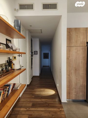 דירה, הזיתים 1, שכונת יהלום, מרכז העיר ב, רמת גן