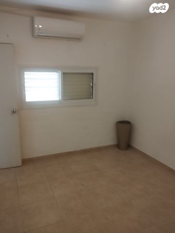 דירה, שדרות יעלים 94, שכונה ה', באר שבע