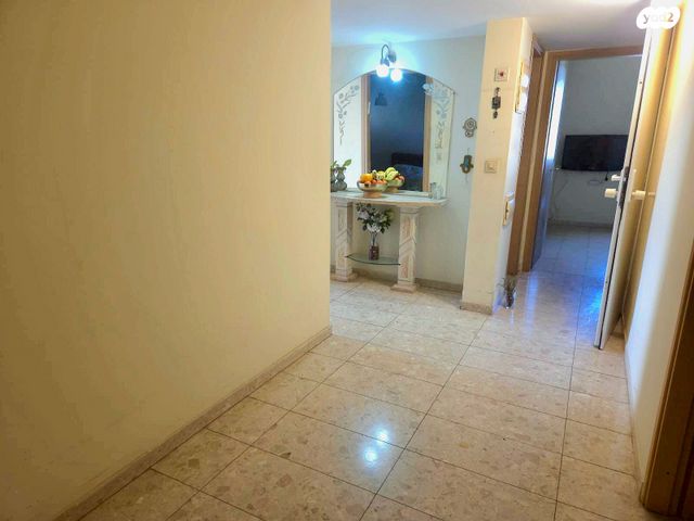 דירה, שדרות הרב לוין 40, רמת עמידר, רמת גן