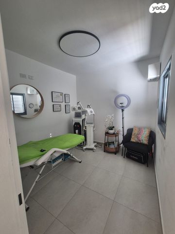 דופלקס, האחים טרבס 27, ד' / מערב מרכז העיר, רחובות