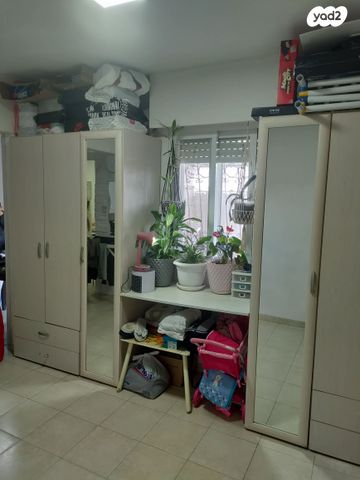 דירה, הנחלים 90, הנחלים, מעלה אדומים