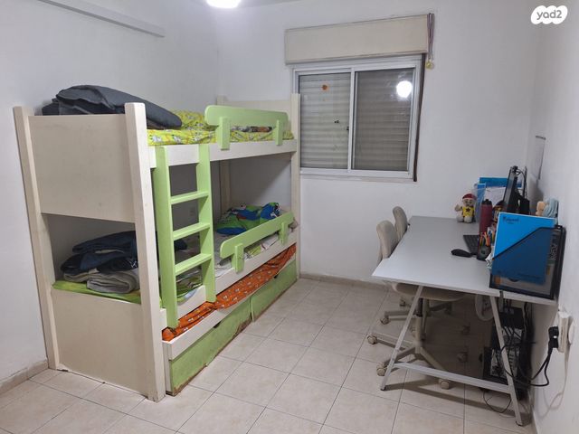 דופלקס, המורן 8, אבן גבירול, רחובות