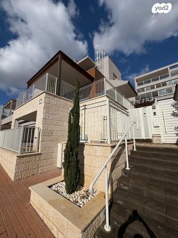 דופלקס, סלעית 8, גבעת מכוש, כרמיאל