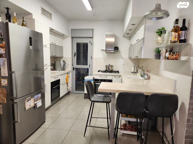 דירה, א.ד. גורדון 4, אלישיב, לוד