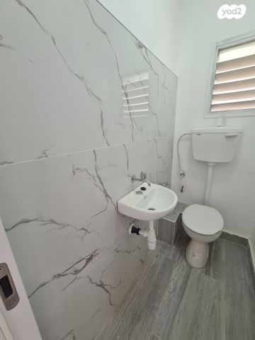 שדרות גולדה מאיר 1034