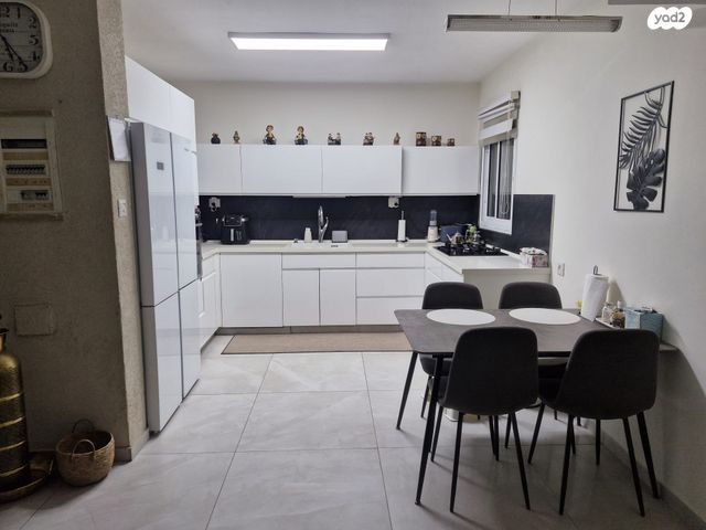 דירה, מבצע נחשון 12, נווה ים, ראשון לציון