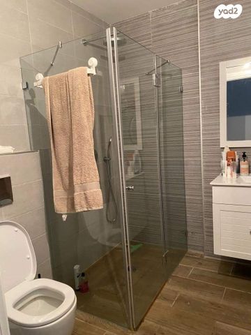 דירה, יהודה הימית 25, צהלון, שיכוני חסכון, תל אביב יפו