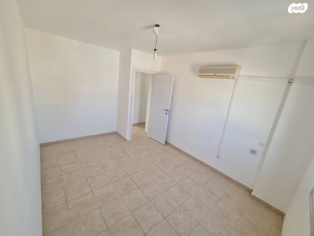 דירה, שדרות גולדה מאיר 1034, נווה דוד, דימונה