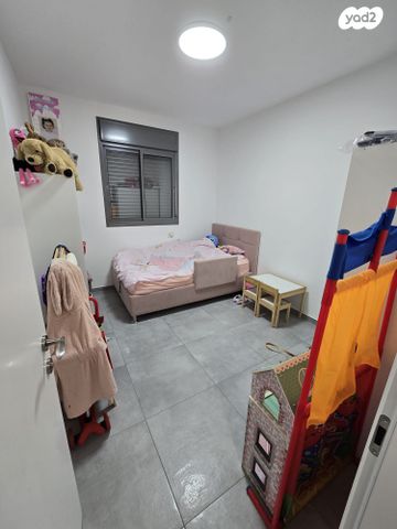 דירה, עופרה 24, גן יבנה מערב, גן יבנה