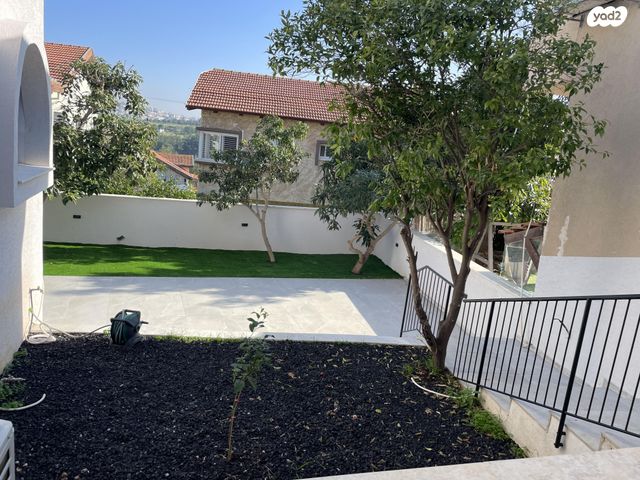 בית פרטי/ קוטג', היקינטון 35, נוף העמק, מגדל העמק