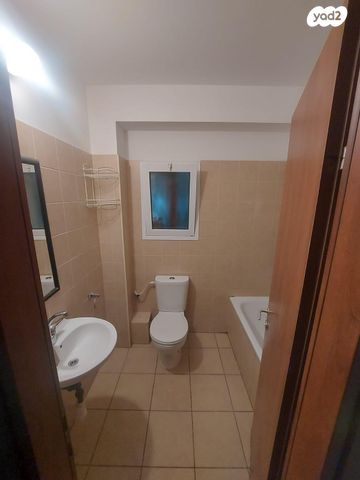 דירה, דוגית 2, קרית מנחם בגין, רמלה