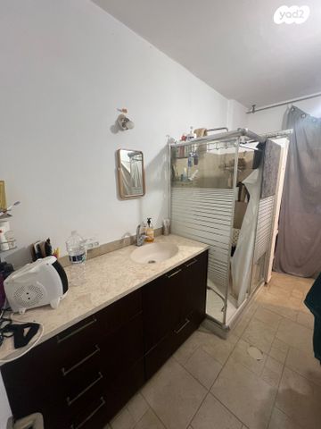 דירה, הנדיב 32, מרכז, הרצליה