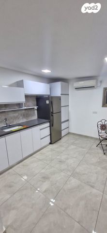 יחידת דיור, הדר 3, נווה דוד, רמלה