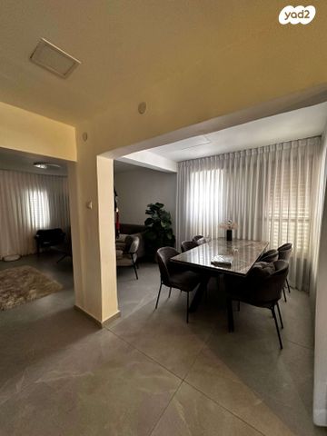 דירה, בלפור 13, שכונה א', באר שבע