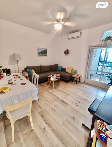 דירה, וייצמן 10, בורוכוב, גבעתיים