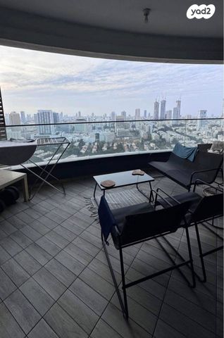 דירה, דרך מנחם בגין 160, מונטיפיורי, הרכבת, תל אביב יפו