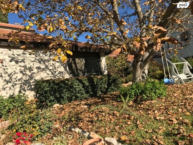 בית פרטי/ קוטג', חיים מדר 1, ביריה