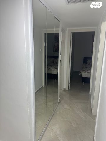 דירה, יהושע רבינוביץ 5, בן גוריון, חולון