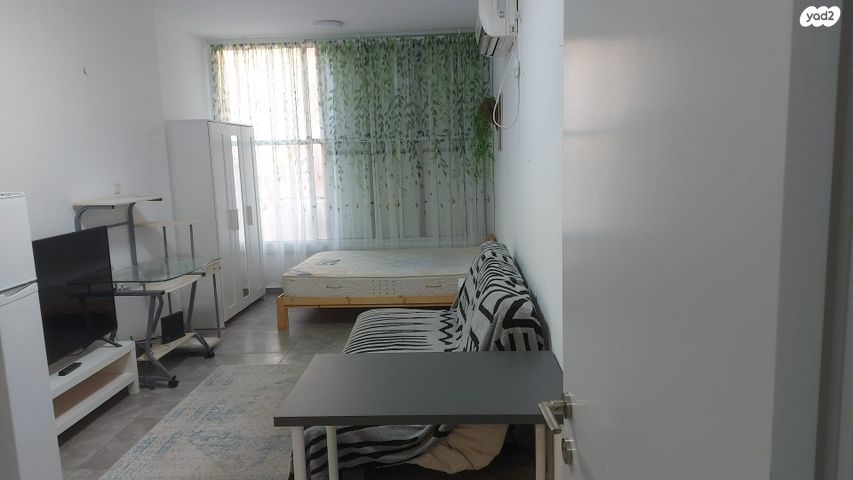 דירה, ארלוזורוב 73, עצמאות יוספטל, בת ים