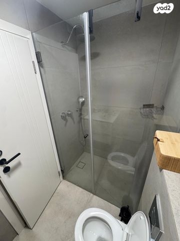 דירה, העירית 1, צמח השדה, מעלה אדומים