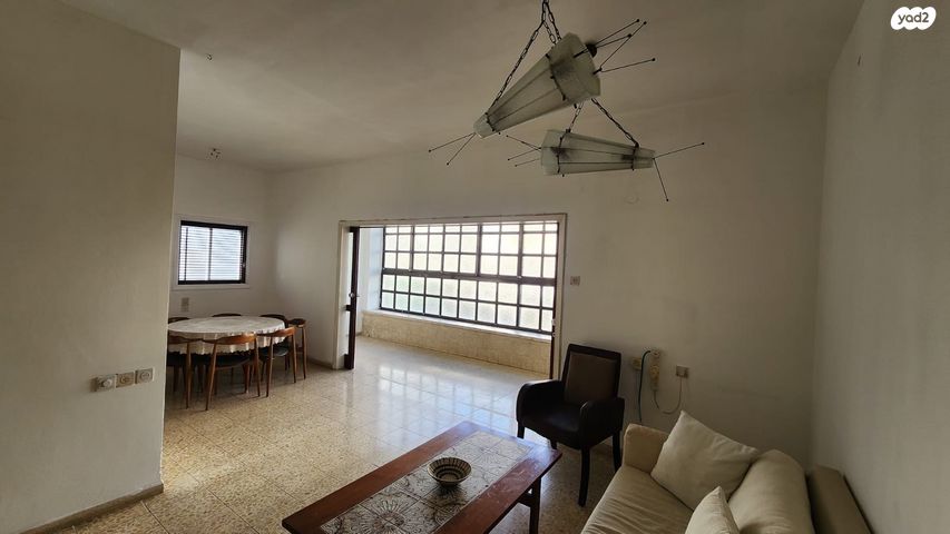 כ"ג יורדי הסירה 24