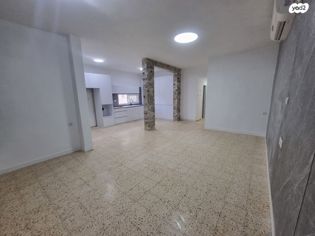 שדרות כצנלסון 12