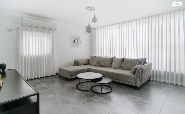 חלוצת הפרדסנות 2