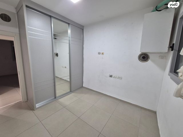 דירה, הסחלב 1, קרית הפרחים - 2005, רעננה