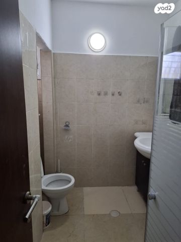 דירה, שדרות שז"ר 7, שכונה ג', באר שבע