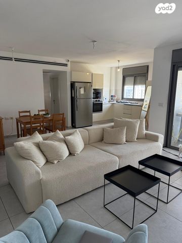 דירה, אלה 12, החורש, חריש