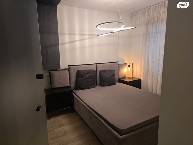 גג/ פנטהאוז, ביאליק 18, רובע ה', אשדוד