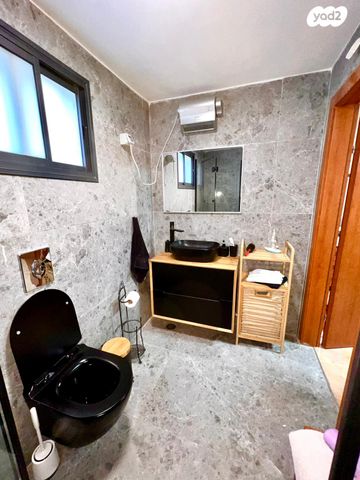 דירת גן, תדהר 82, ניל''י, ניל"י