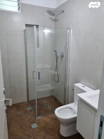 דירה, יהושע רבינוביץ 79, בן גוריון, חולון