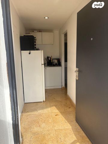 יוסף ברודסקי 12