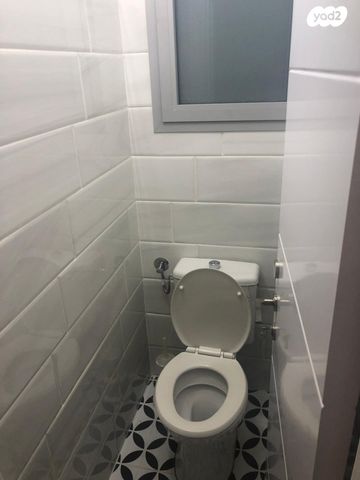 דירה, המעפילים 54, רובע ב', אשדוד