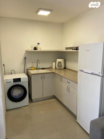 יחידת דיור, אבן עזרא 23, שעריים, רחובות