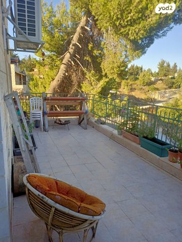 דירת גן, יסמין 101, אורה, אורה