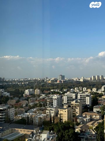 דירה, הרצל 75, שכונת בן גוריון, מרכז העיר ג', רמת גן