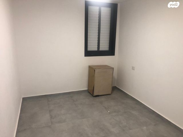 דירה, המעפילים 54, רובע ב', אשדוד