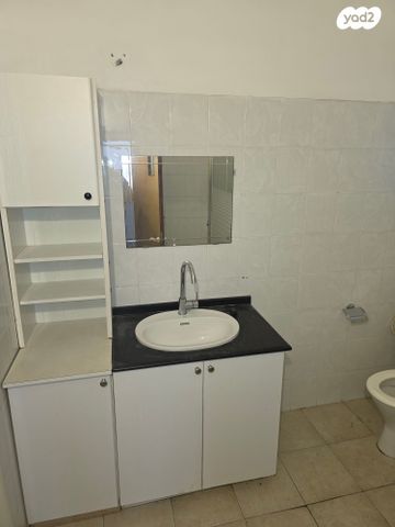 יחידת דיור, מבקיעים 8, קרית שלום, תל אביב יפו