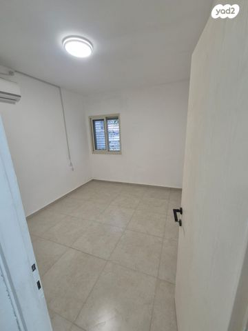 דירה, צבר 13, תל חנן, נשר