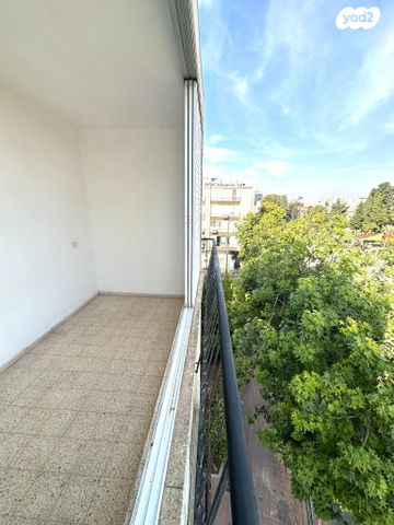 דירה, הרצל 98, אברמוביץ', ראשון לציון